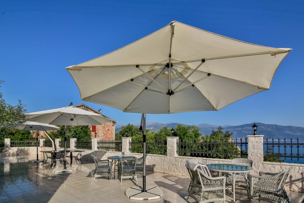 Villa Mare Apartments Tivat Dış mekan fotoğraf